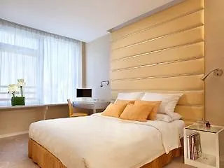Cosmo Hotel Hong Kong