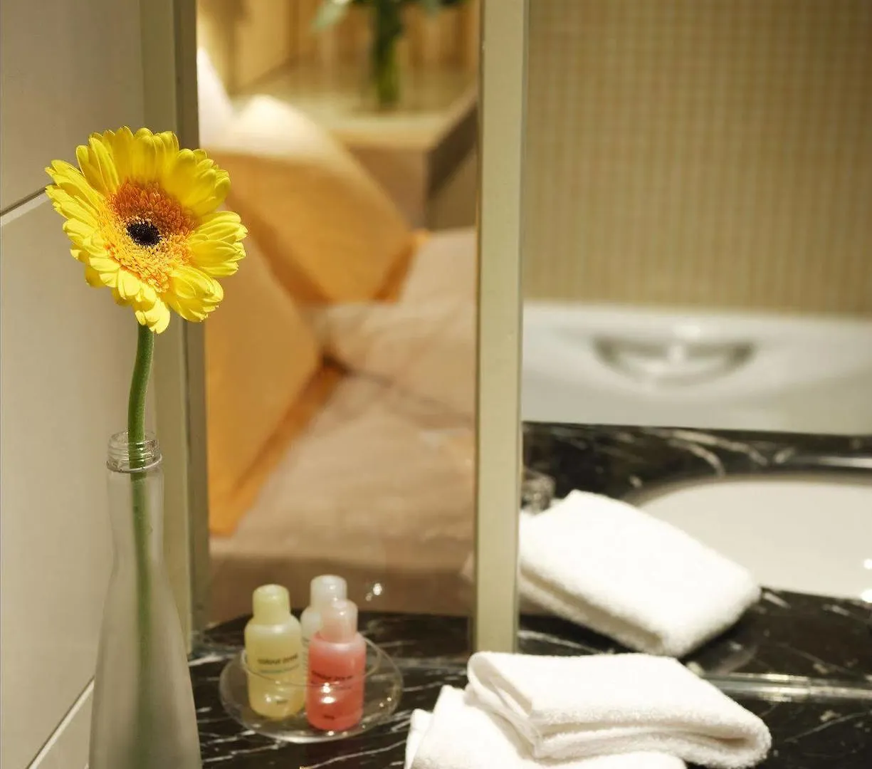 Cosmo Hotel Hong Kong