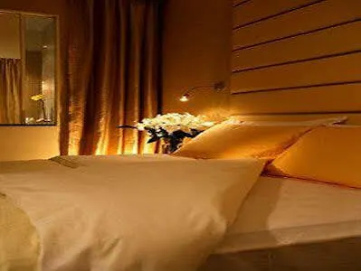 Cosmo Hotel Hong Kong 4*,